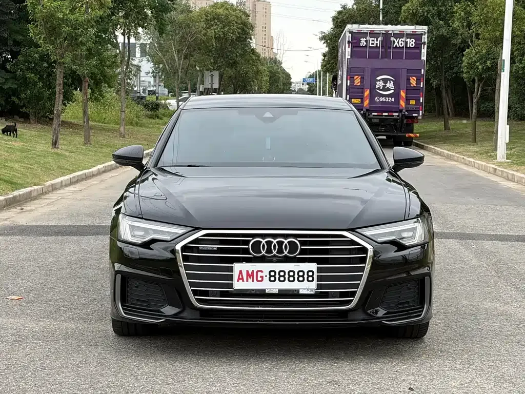 Audi A6L — фото 9