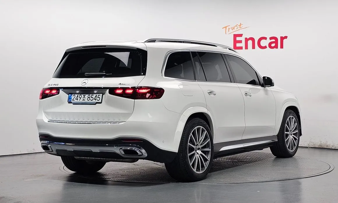 Mercedes-Benz GLS-Class — фото 7