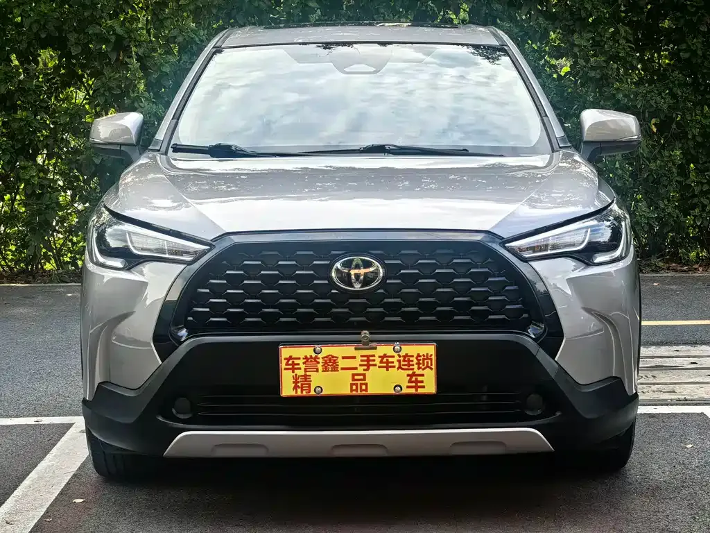 Toyota Corolla Cross — фото 7