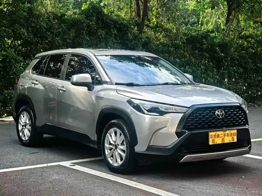 Toyota Corolla Cross — фото 6