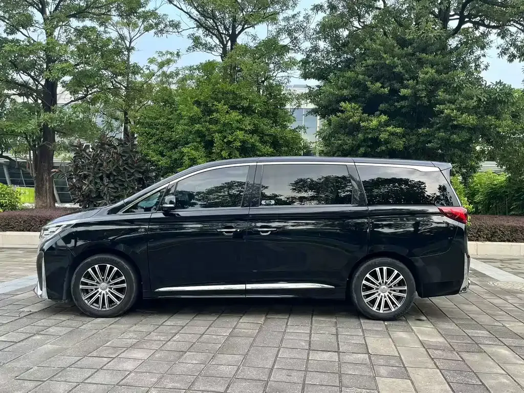 GAC Motor Trumpchi M8 — фото 4