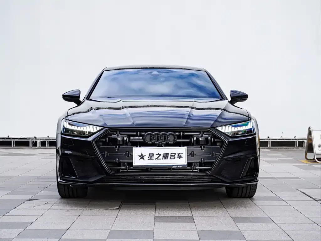 Audi A7L — фото 9