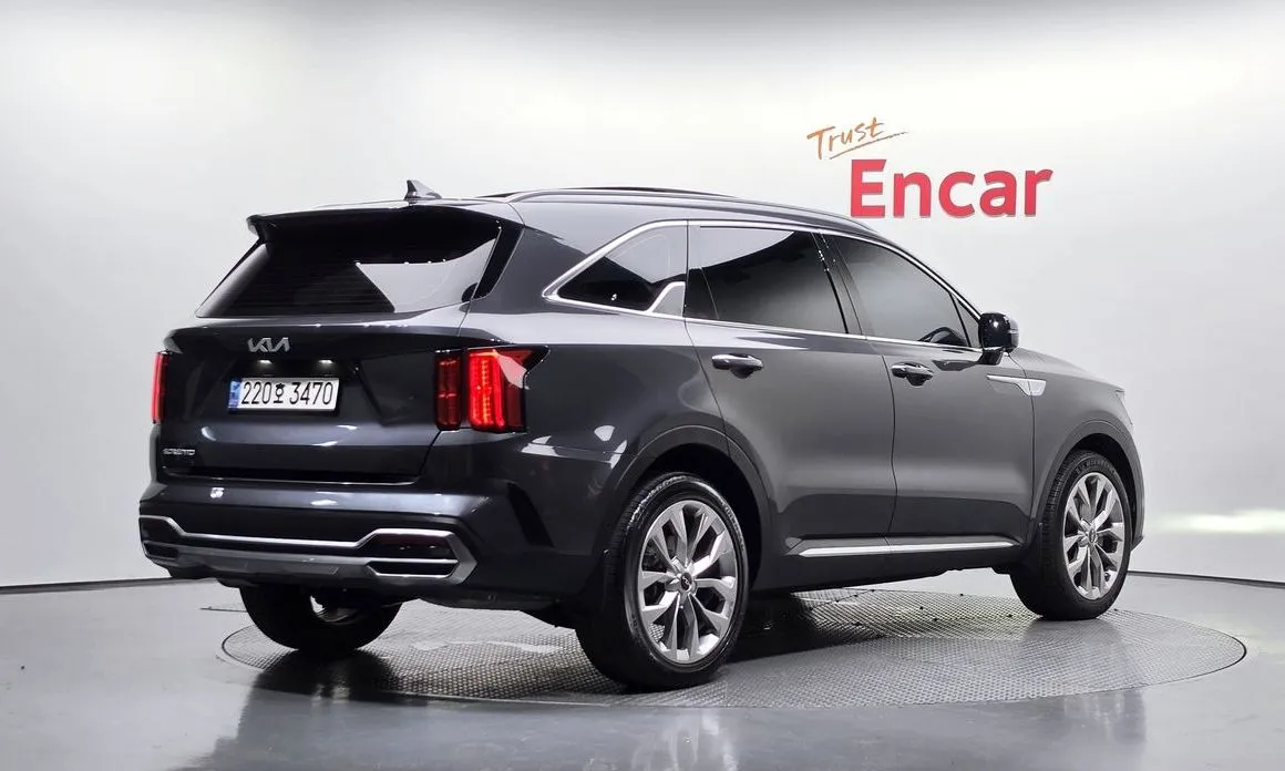 Kia Sorento — фото 5