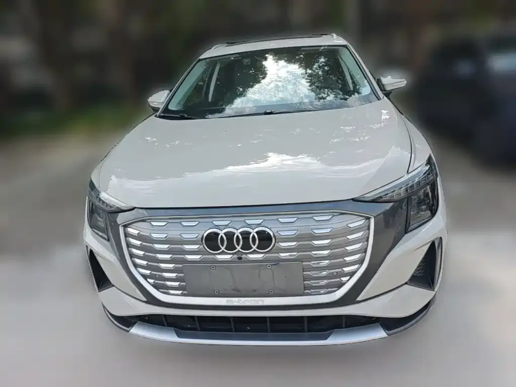 Audi Q5 e-tron — фото 3
