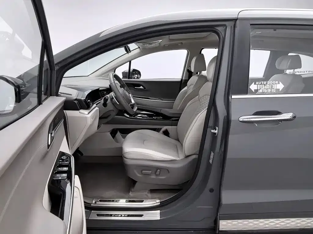 Hyundai Custo — фото 9