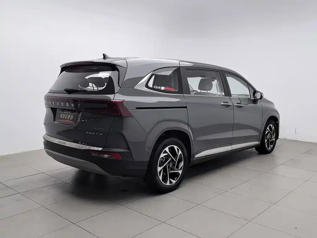 Hyundai Custo — фото 3