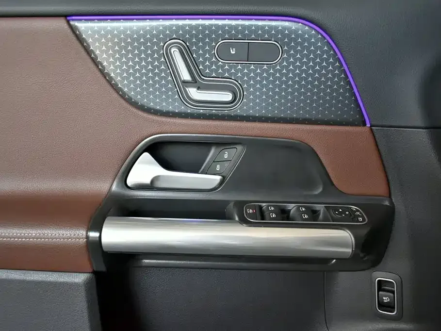 Mercedes-Benz EQA — фото 10