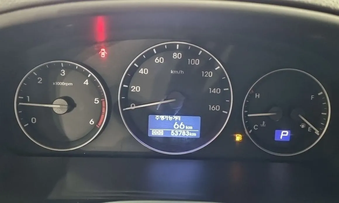Hyundai Starex — фото 10
