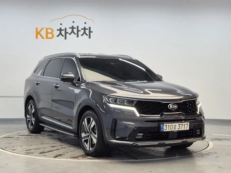 Kia Sorento — фото 5