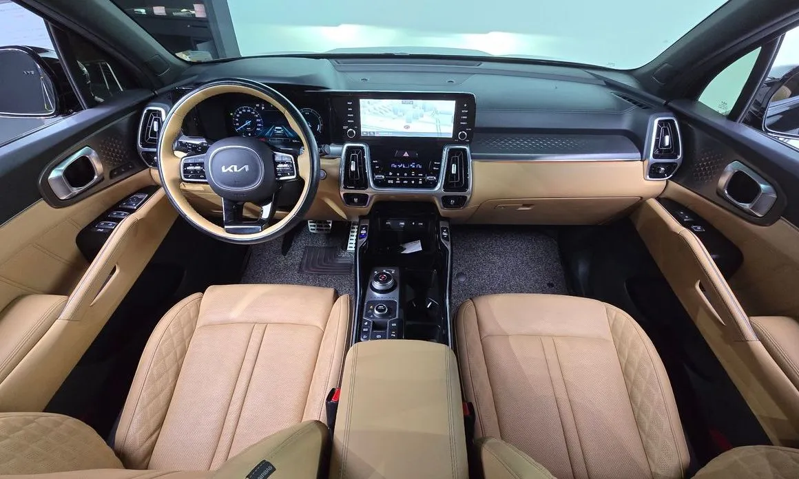 Kia Sorento — фото 6