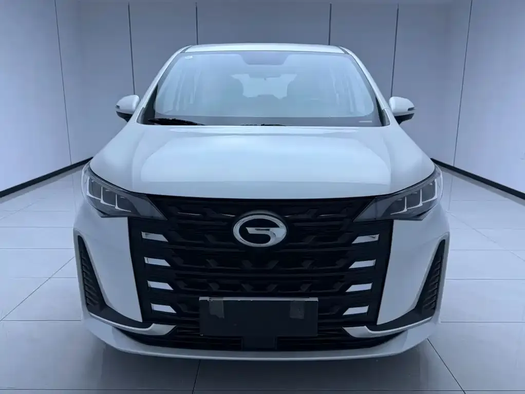 GAC Motor Trumpchi M6 — фото 2