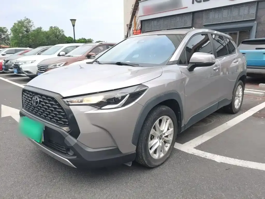 Toyota Corolla Cross — фото 1