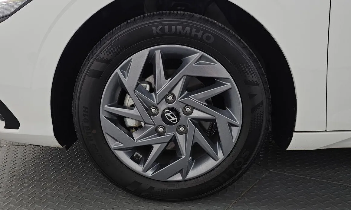 Hyundai AVANTE — фото 7