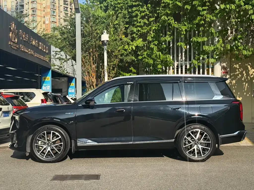 GAC Motor Trumpchi ES9 — фото 6