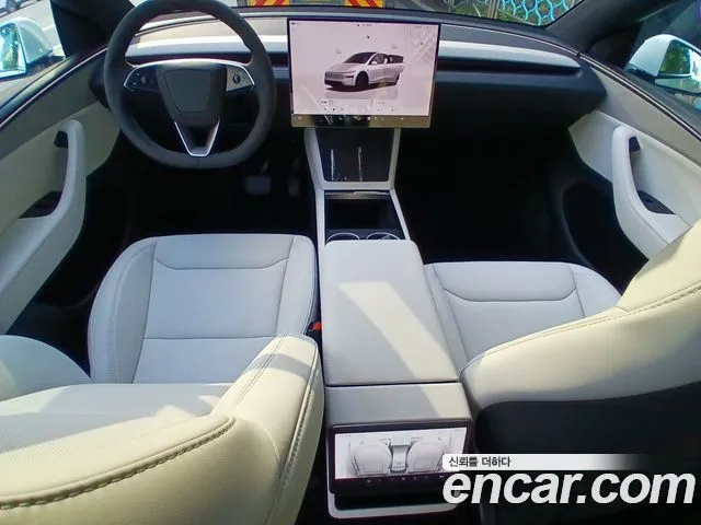 Tesla Model Y — фото 4