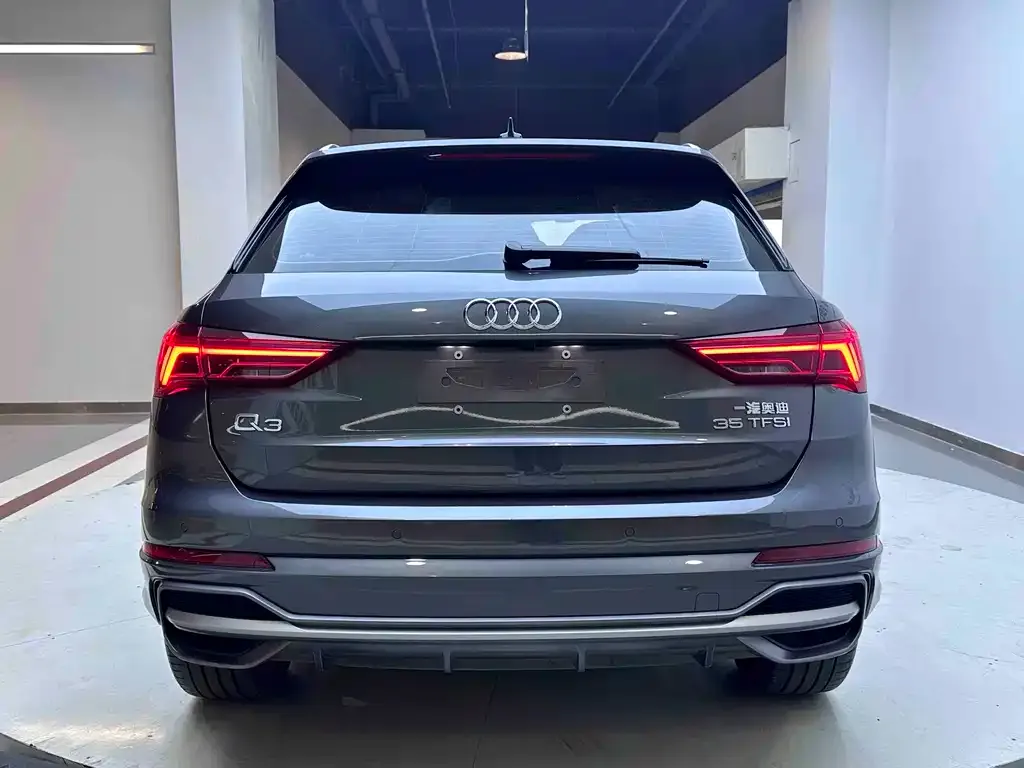 Audi Q3 — фото 7