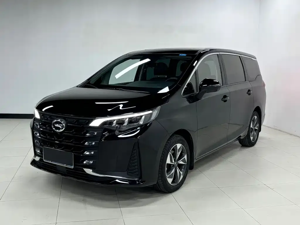 GAC Motor Trumpchi M6 — фото 1