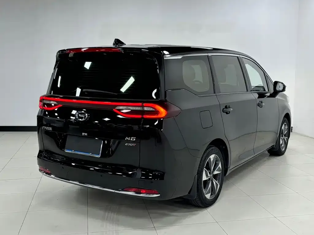 GAC Motor Trumpchi M6 — фото 2