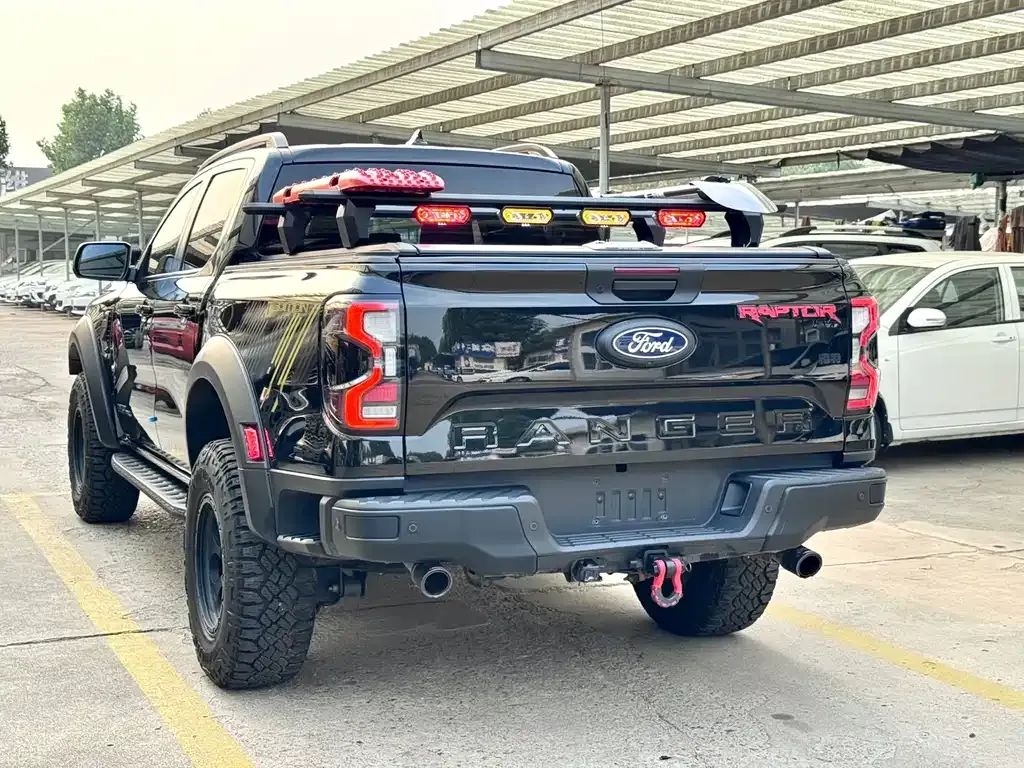 Ford Ranger — фото 10
