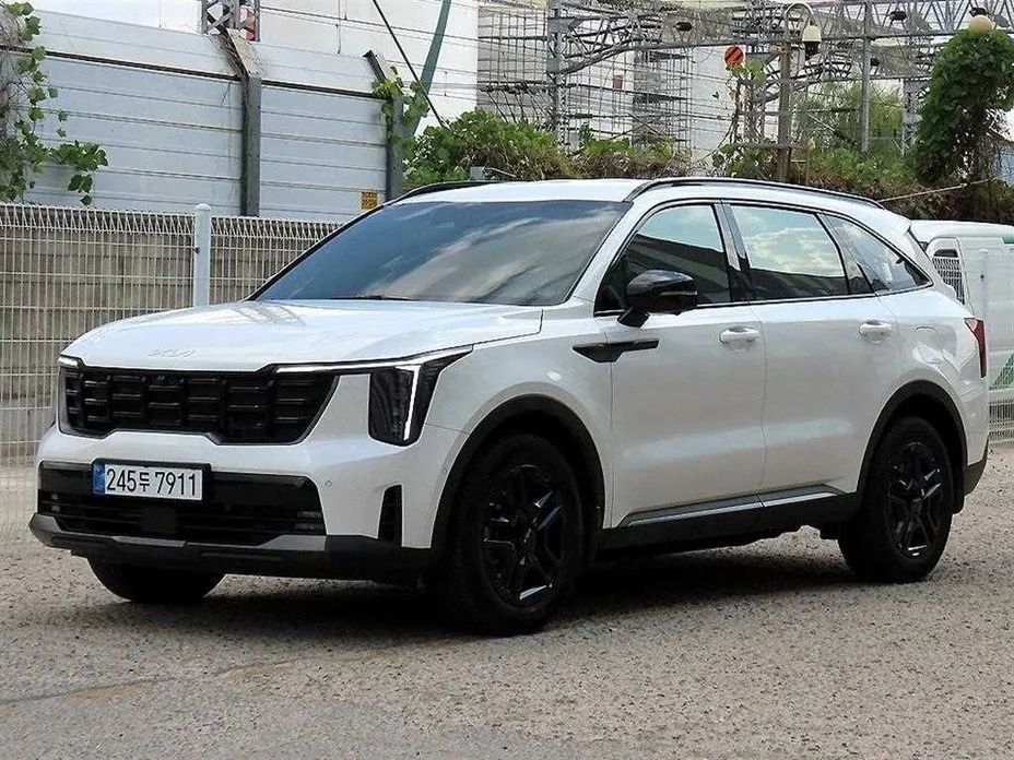Kia Sorento — фото 1