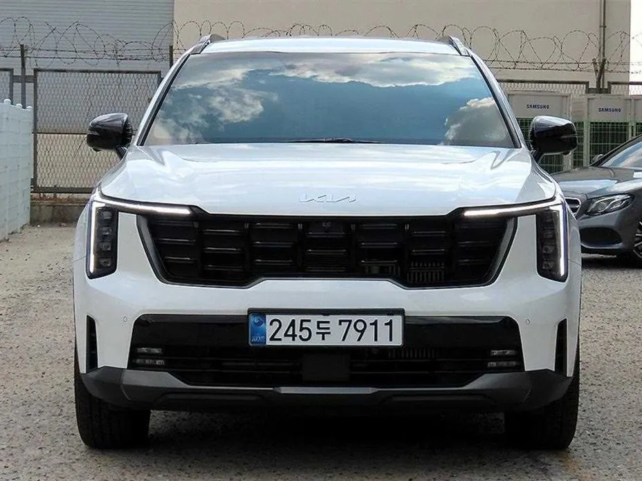 Kia Sorento — фото 3