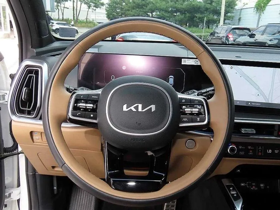 Kia Sorento — фото 8