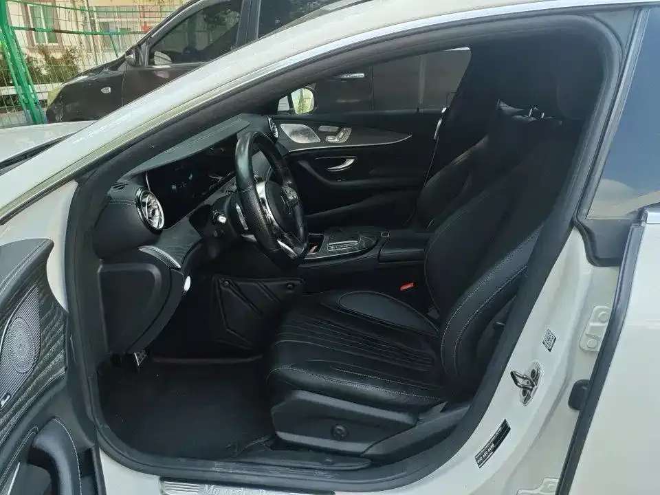 Mercedes-Benz CLS — фото 2