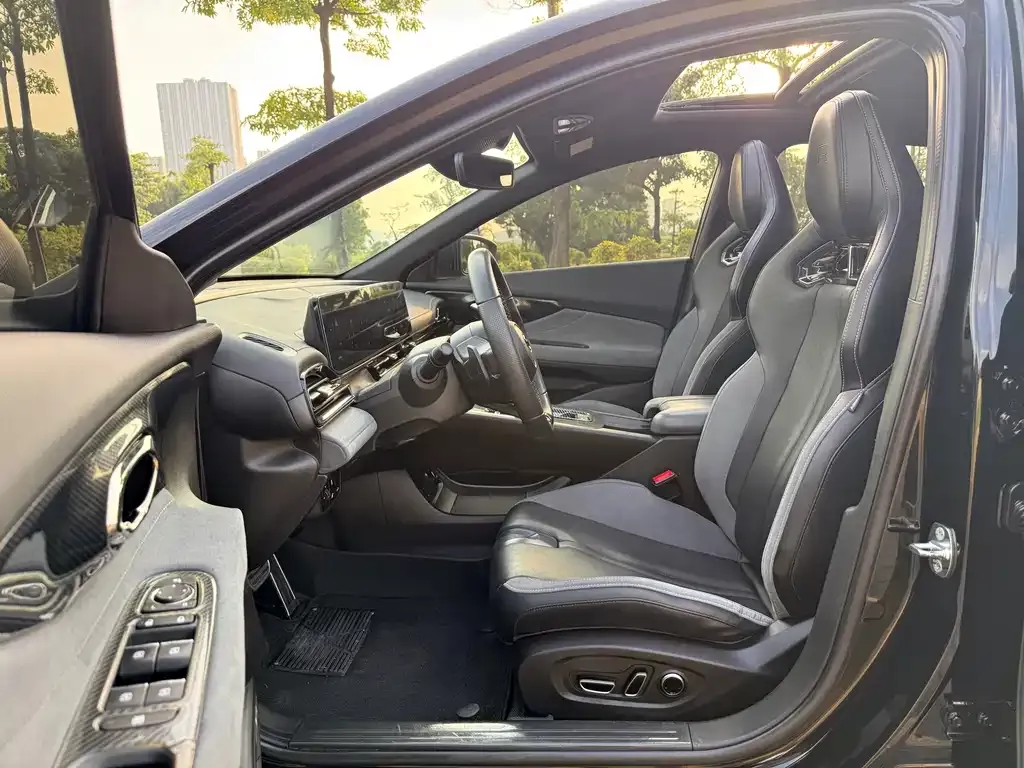 GAC Motor Shadow Leopard — фото 5