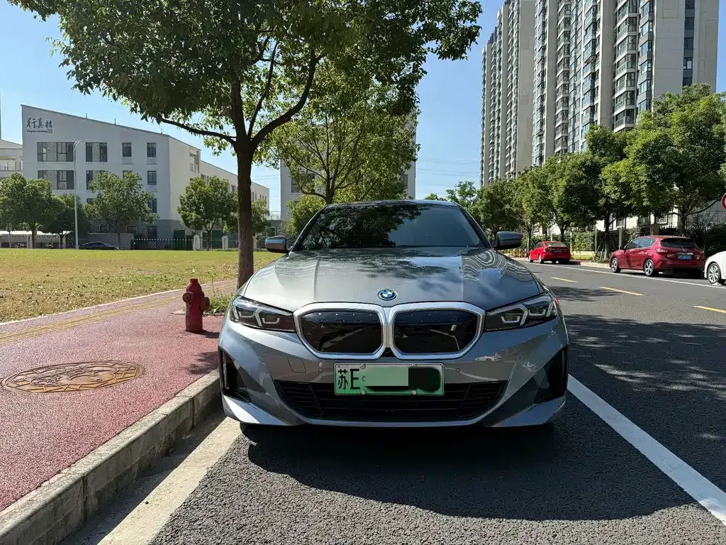 BMW i3 — фото 9