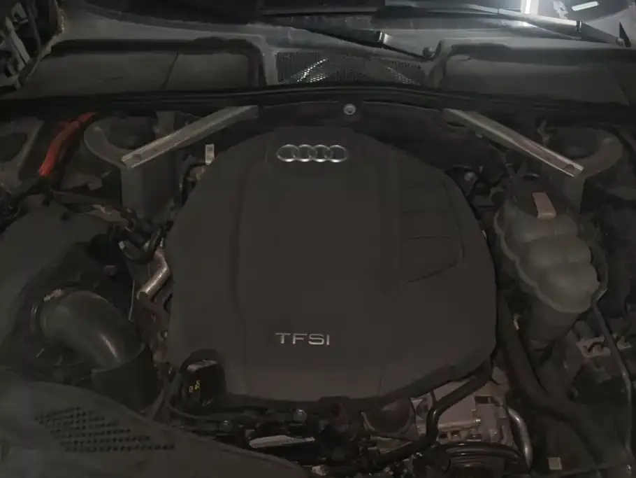 Audi A4 (Import) — фото 4