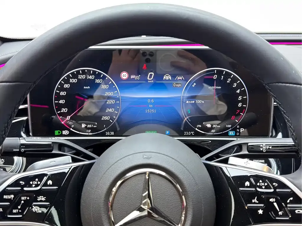 Mercedes-Benz E-Class New Energy — фото 4
