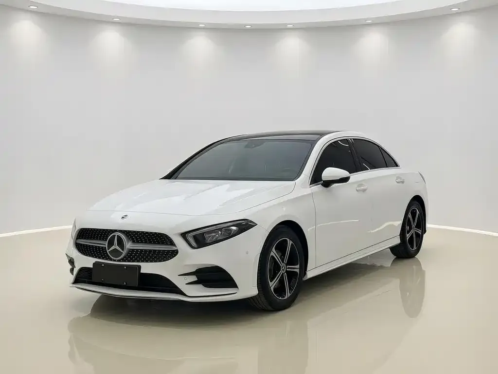 Mercedes-Benz A-Class — фото 1