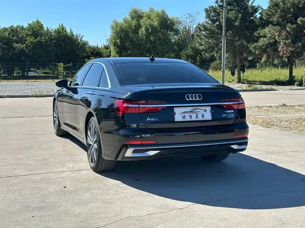 Audi A6L — фото 6