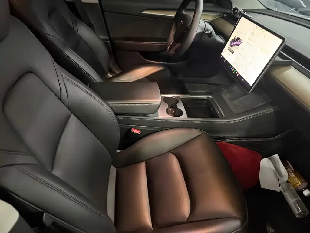 Tesla Model 3 — фото 2