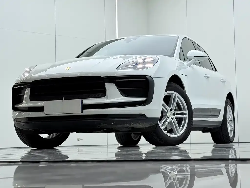 Porsche Macan — фото 9
