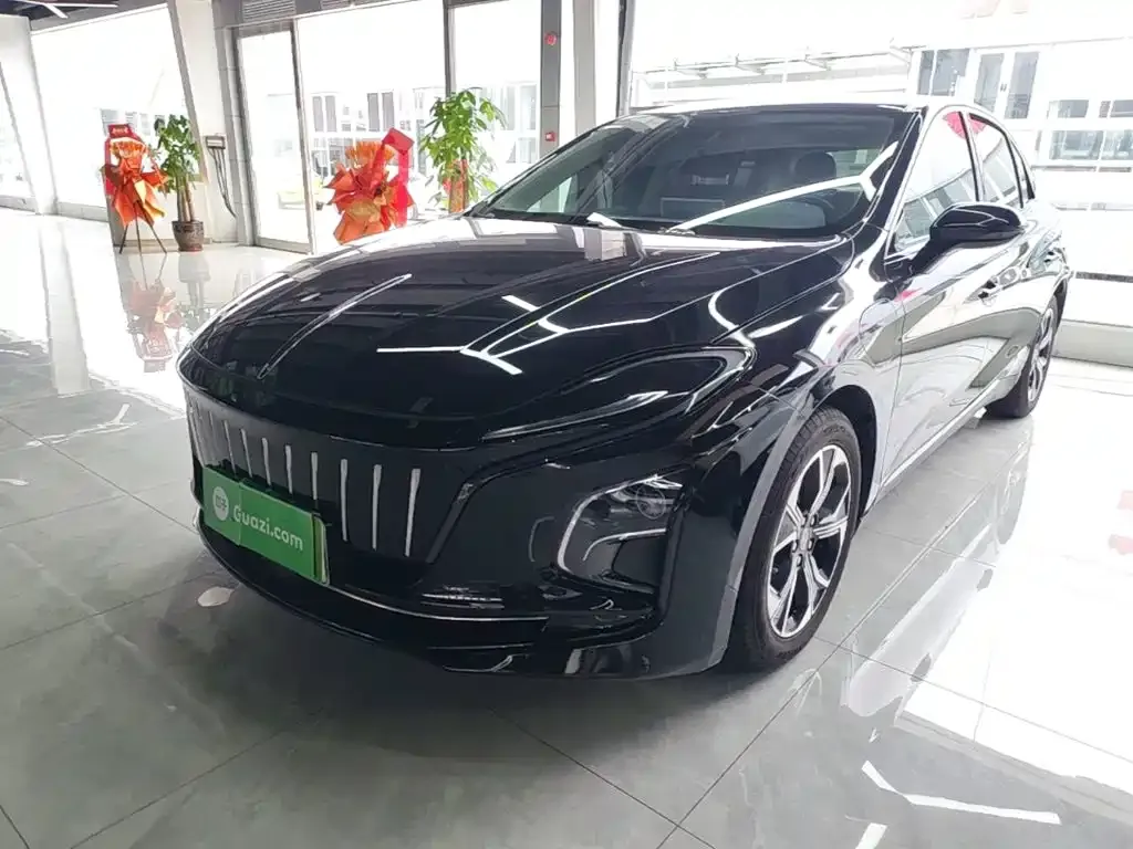 Hongqi E-QM5 — фото 10