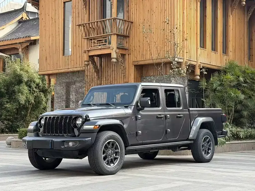 Jeep Gladiator — фото 8