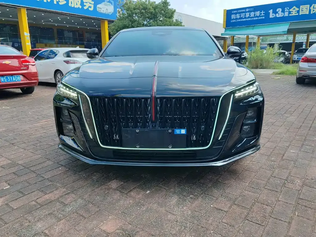 Hongqi H5 — фото 4