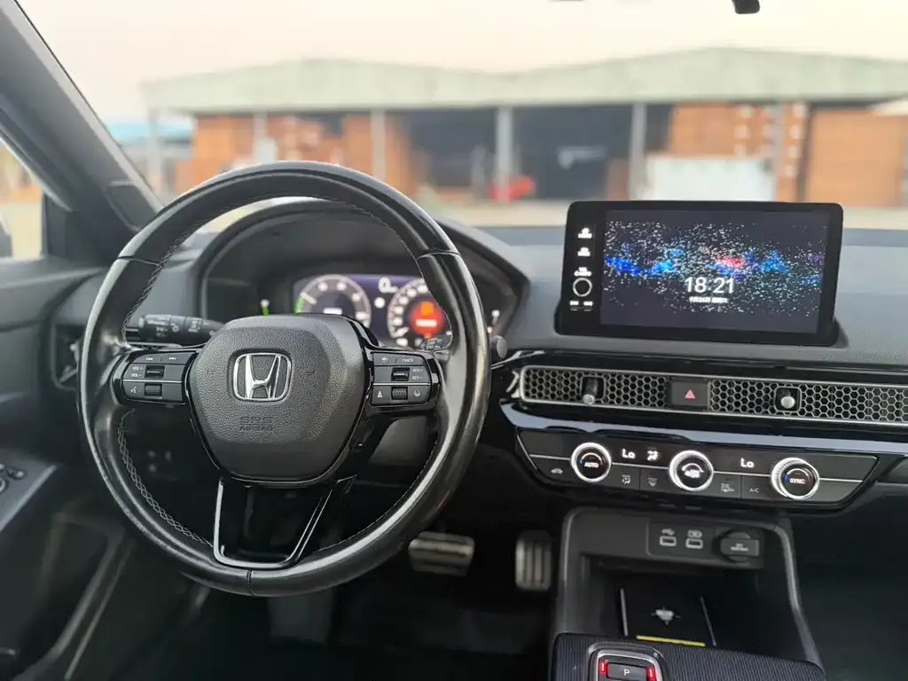 Honda Civic — фото 8
