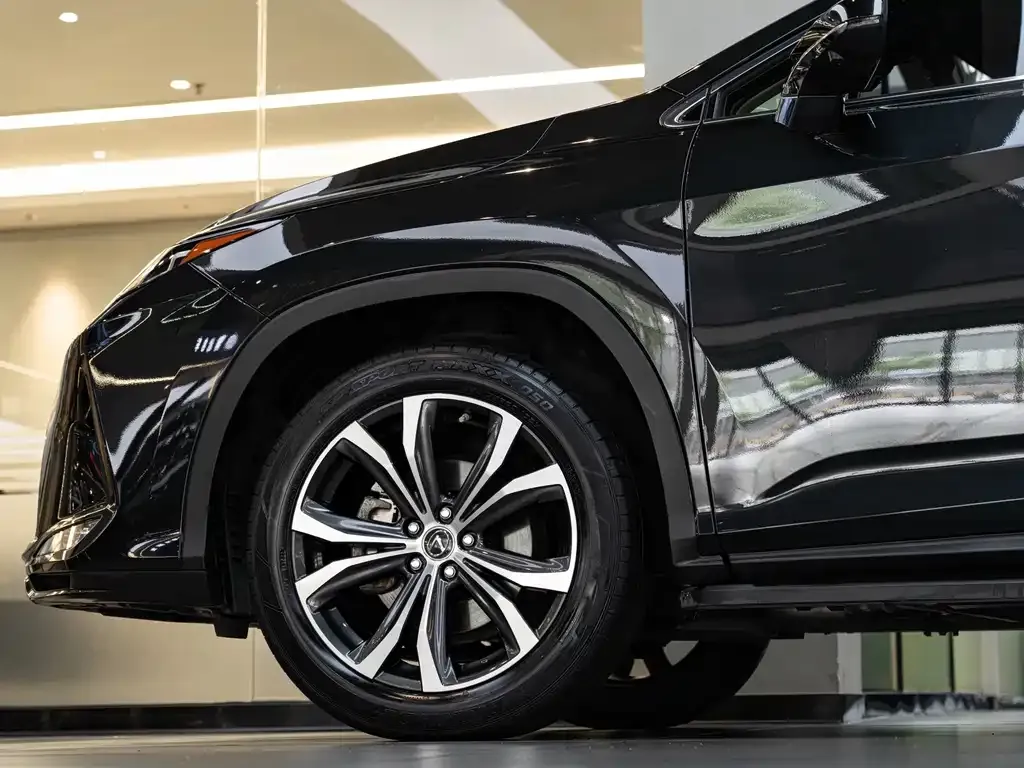 Lexus RX — фото 9