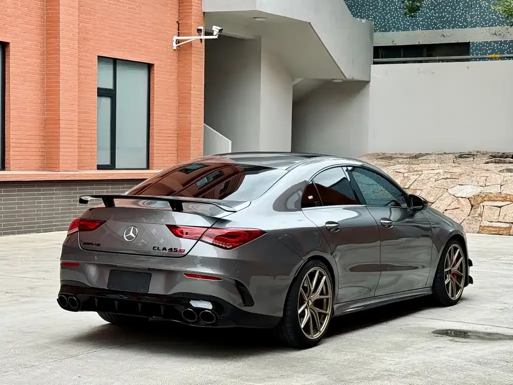 Mercedes-Benz CLA AMG — фото 8