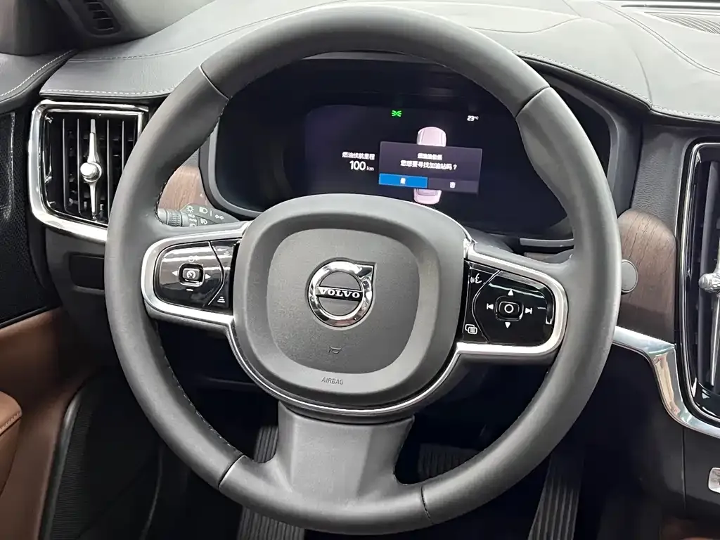 Volvo S90 — фото 2