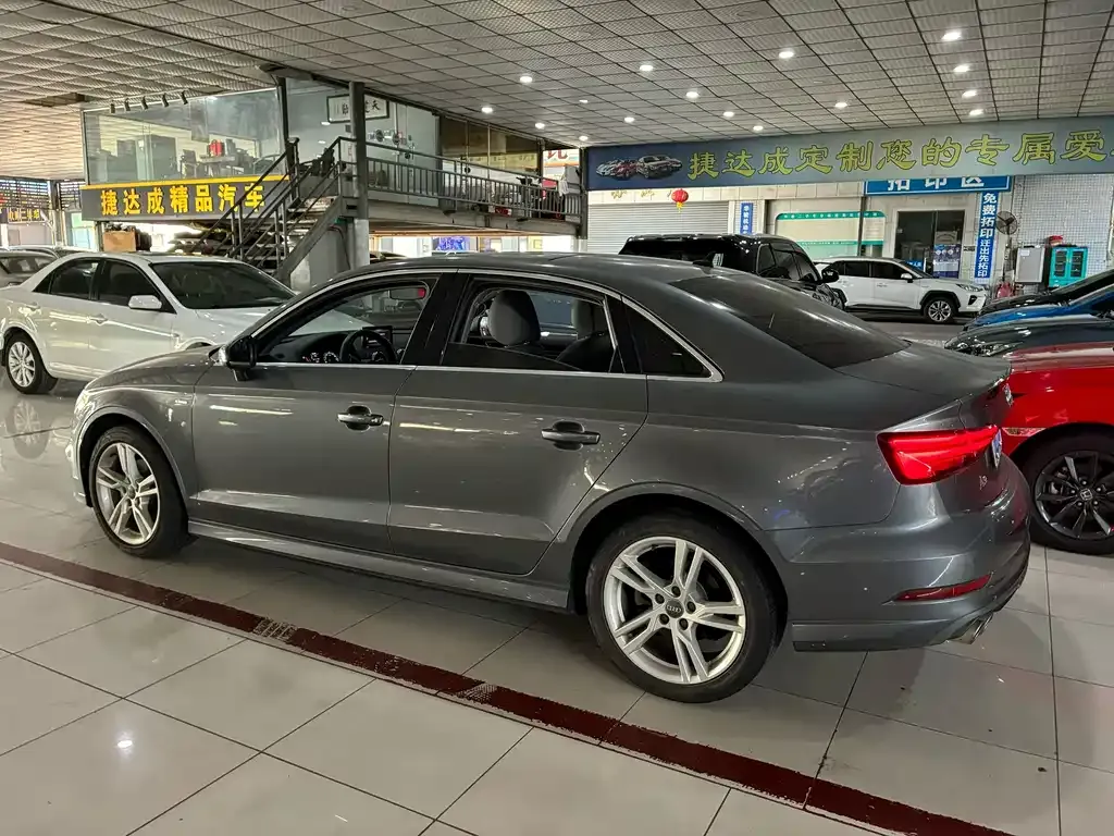 Audi A3 — фото 5
