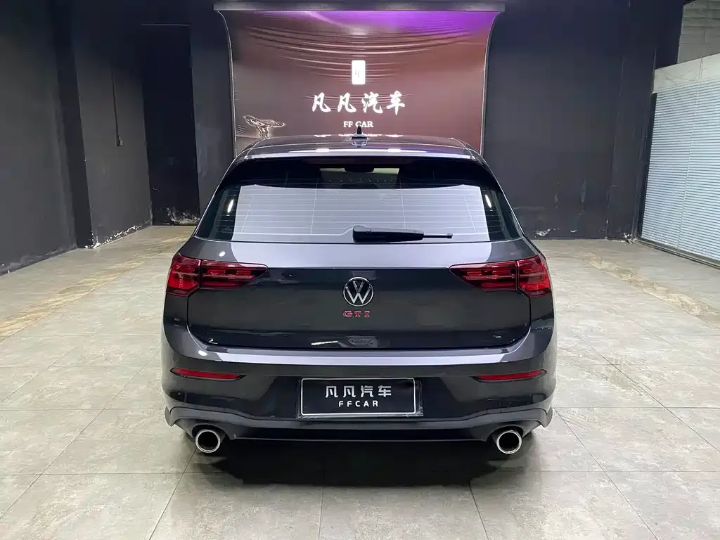 Volkswagen Golf GTI — фото 3