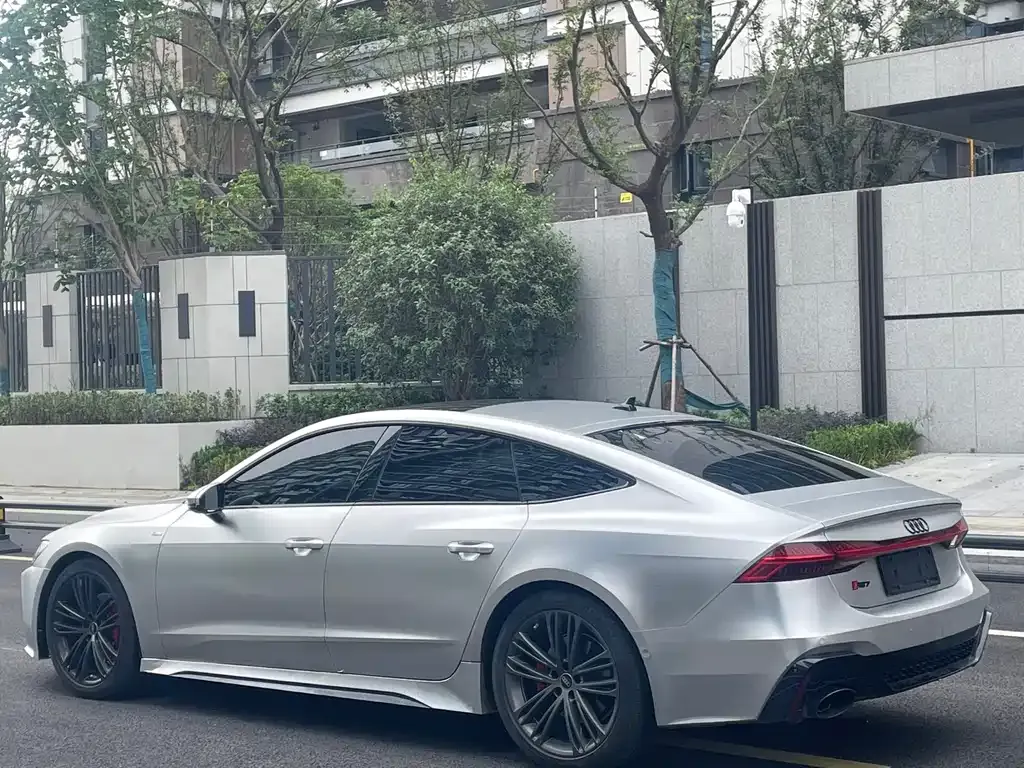 Audi A7 — фото 8