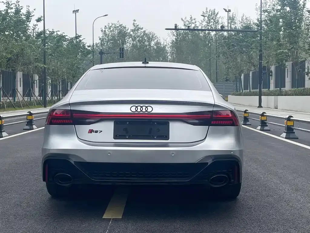 Audi A7 — фото 4