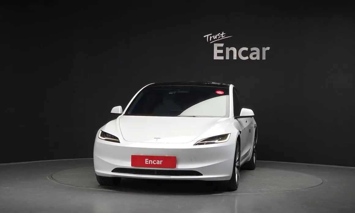 Tesla Model 3 — фото 6