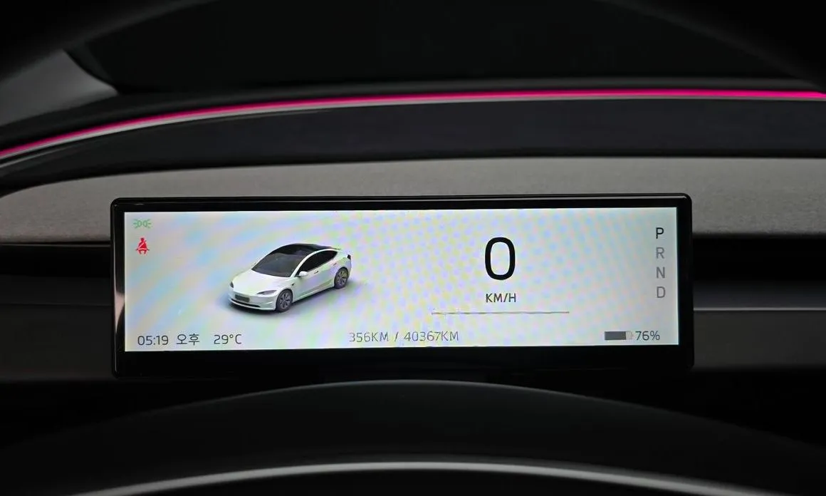 Tesla Model 3 — фото 3
