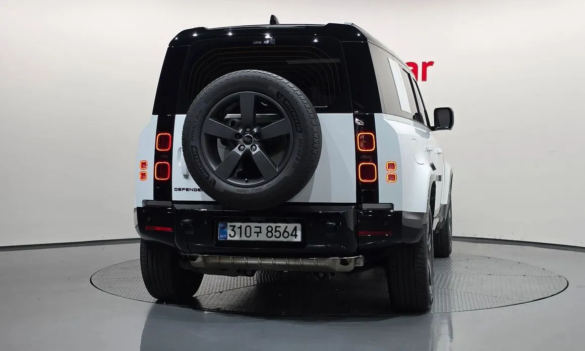 Land Rover Defender — фото 7