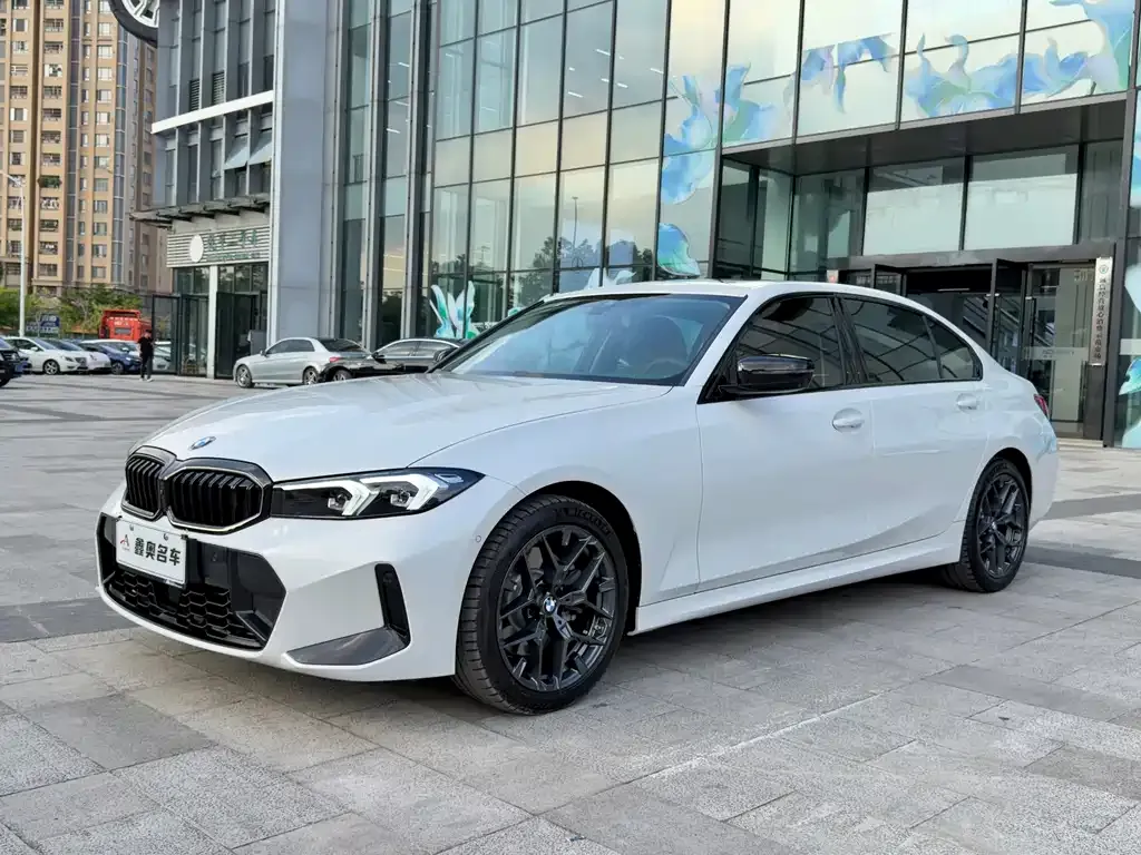 BMW 3 Series — фото 1